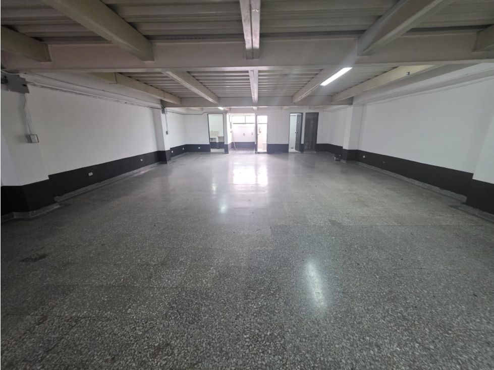 Bodega en arriendo Antioquia Medellín Medellín 180 m2 Habitaciones 0 Baños 2 Garajes 0 Precio $4500000