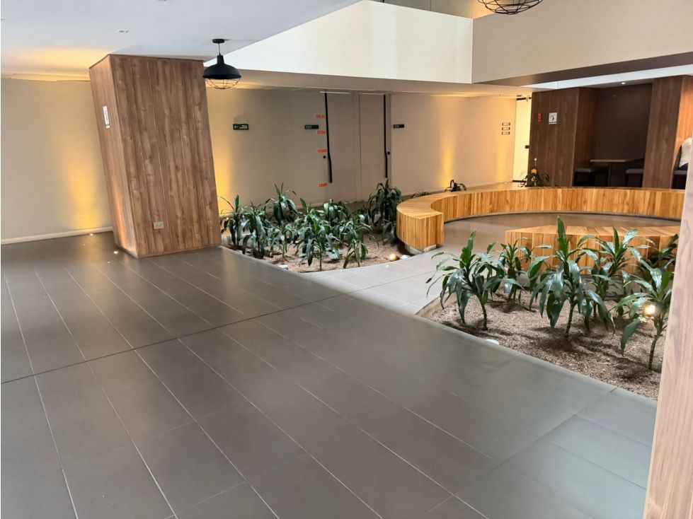 Oficina en arriendo Antioquia Medellín Altos Del Poblado 37 m2 Habitaciones 0 Baños 1 Garajes 1 Precio $3800000