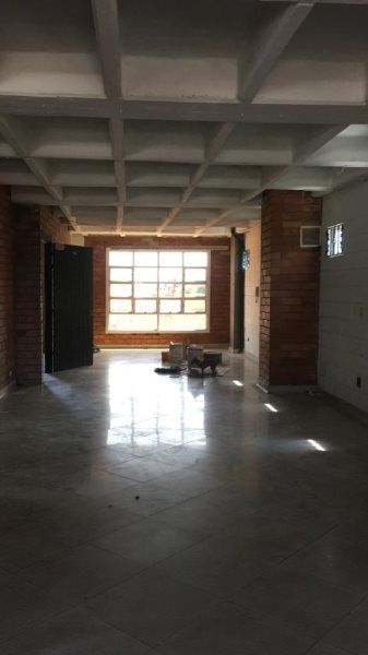 Bodega en arriendo Antioquia Medellín Santa Fe 100 m2 Habitaciones 0 Baños 2 Garajes 0 Precio $2800000