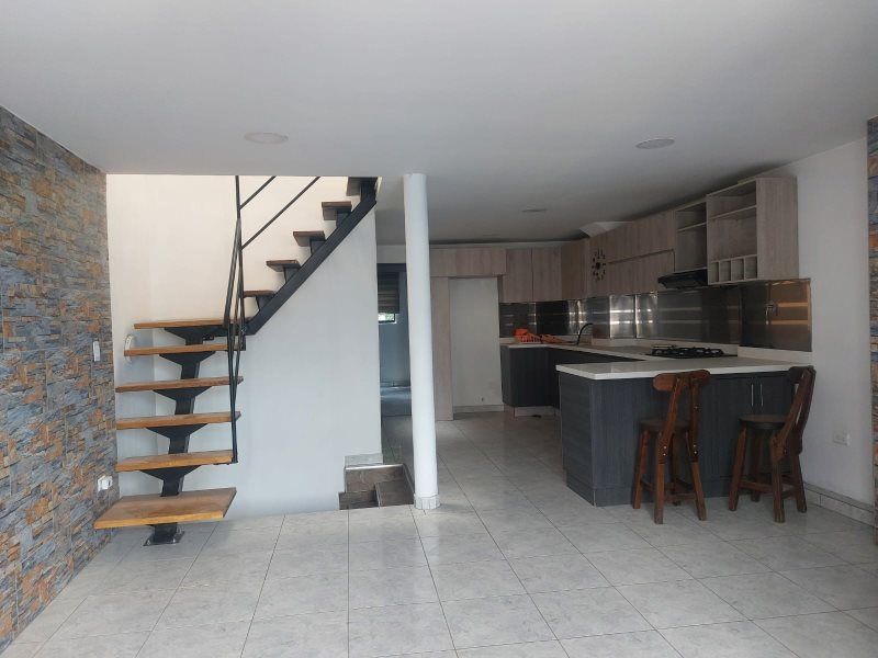 Apartamento en venta Antioquia Itagüí Balcones De Sevilla 75 m2 Habitaciones 3 Baños 3 Garajes 0 Precio $350000000