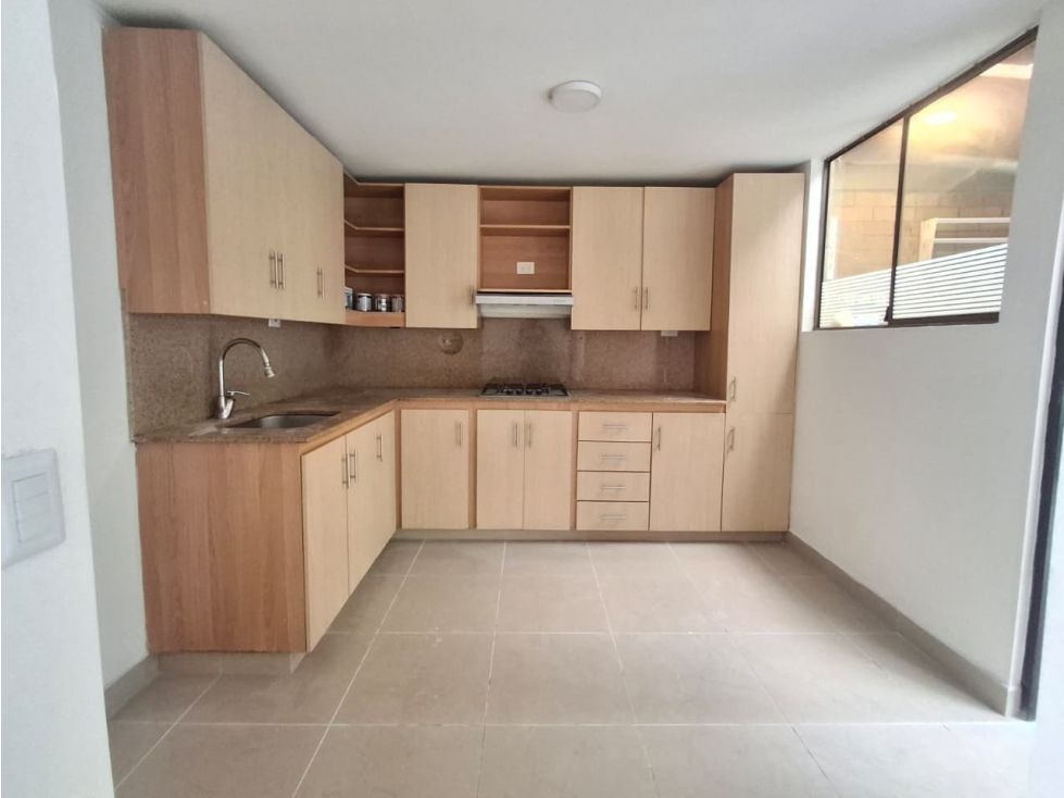 Casa en arriendo Antioquia La Estrella Ub Toldeo 140 m2 Habitaciones 3 Baños 3 Garajes 1 Precio $4700000