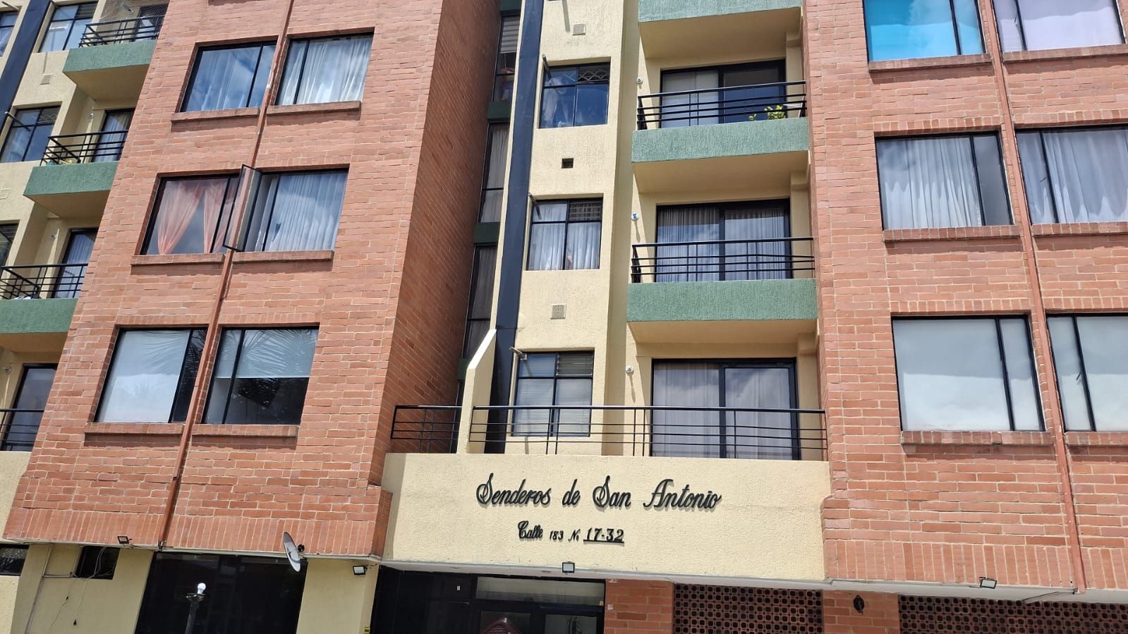 Apartamento en venta Cundinamarca Bogotá El Verbenal 63 m2 Habitaciones 3 Baños 2 Garajes 1 Precio $300000000
