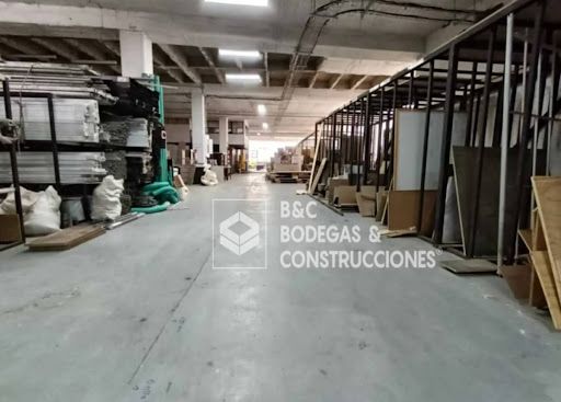 Bodega en arriendo Antioquia Medellín Campo Amor 700 m2 Habitaciones 0 Baños 2 Garajes 1 Precio $22000000