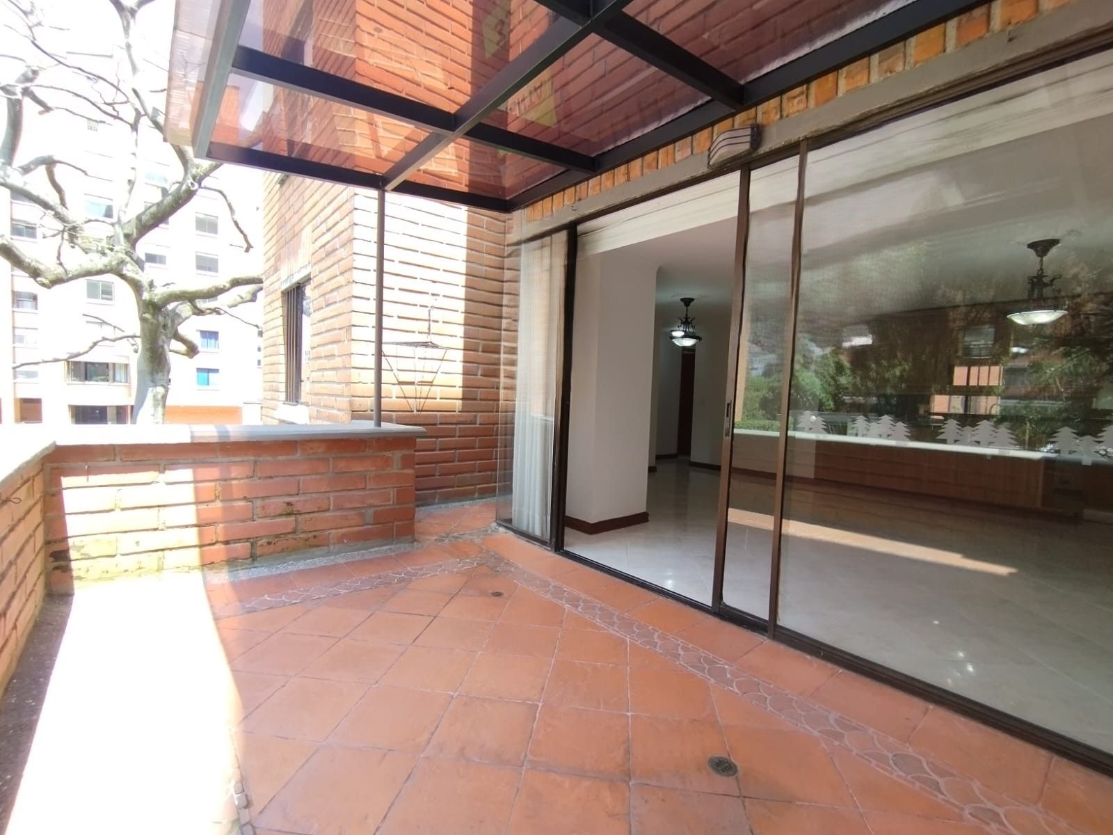 Apartamento en arriendo Antioquia Medellín Alejandria 120 m2 Habitaciones 3 Baños 4 Garajes 1 Precio $4700000