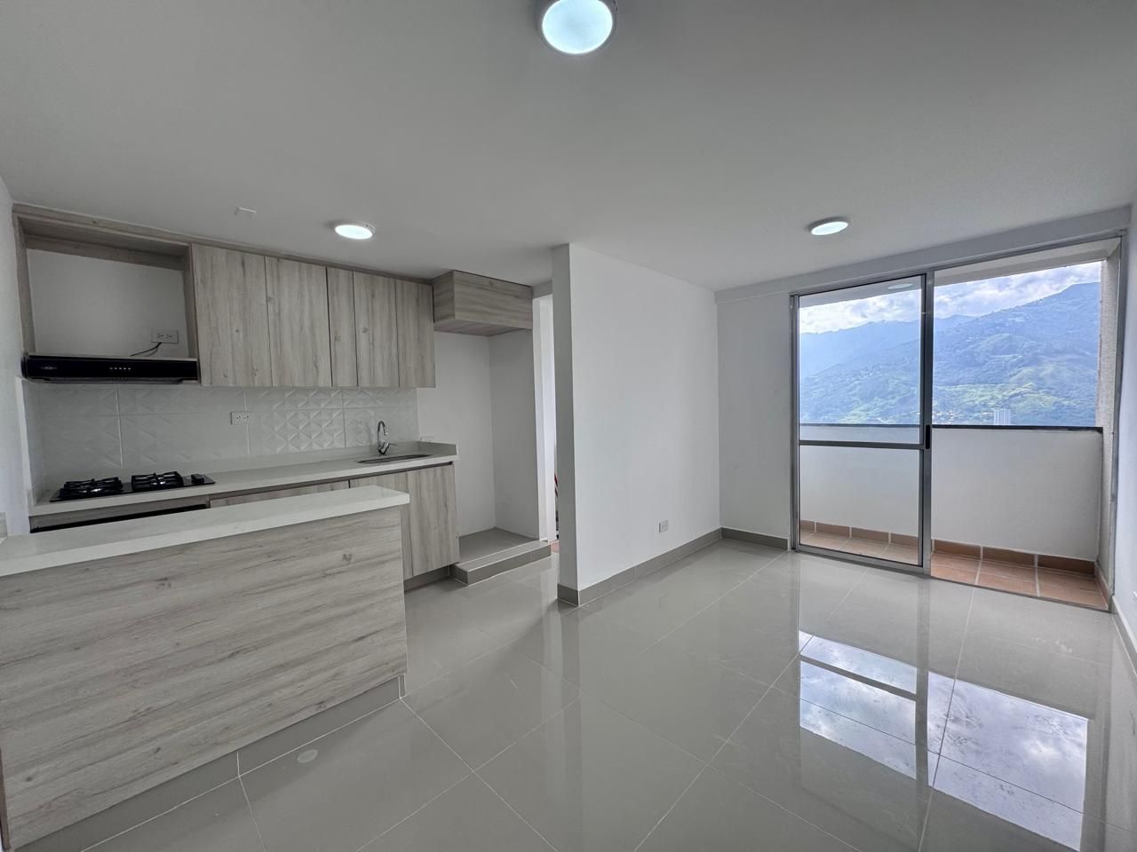 Suite en arriendo Antioquia Bello Ciudad Niquia 60 m2 Habitaciones 3 Baños 2 Garajes 1 Precio $1900000