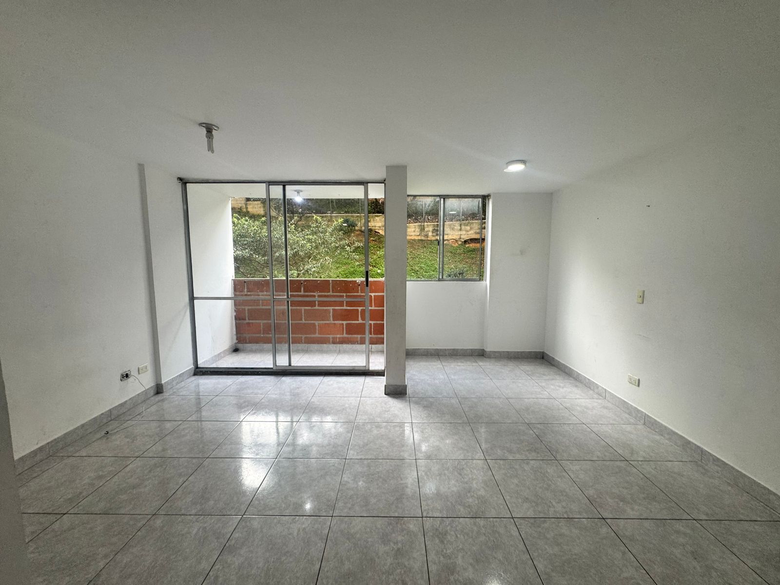 Apartamento en venta Antioquia Medellín Cucaracho 46 m2 Habitaciones 2 Baños 1 Garajes 0 Precio $210000000