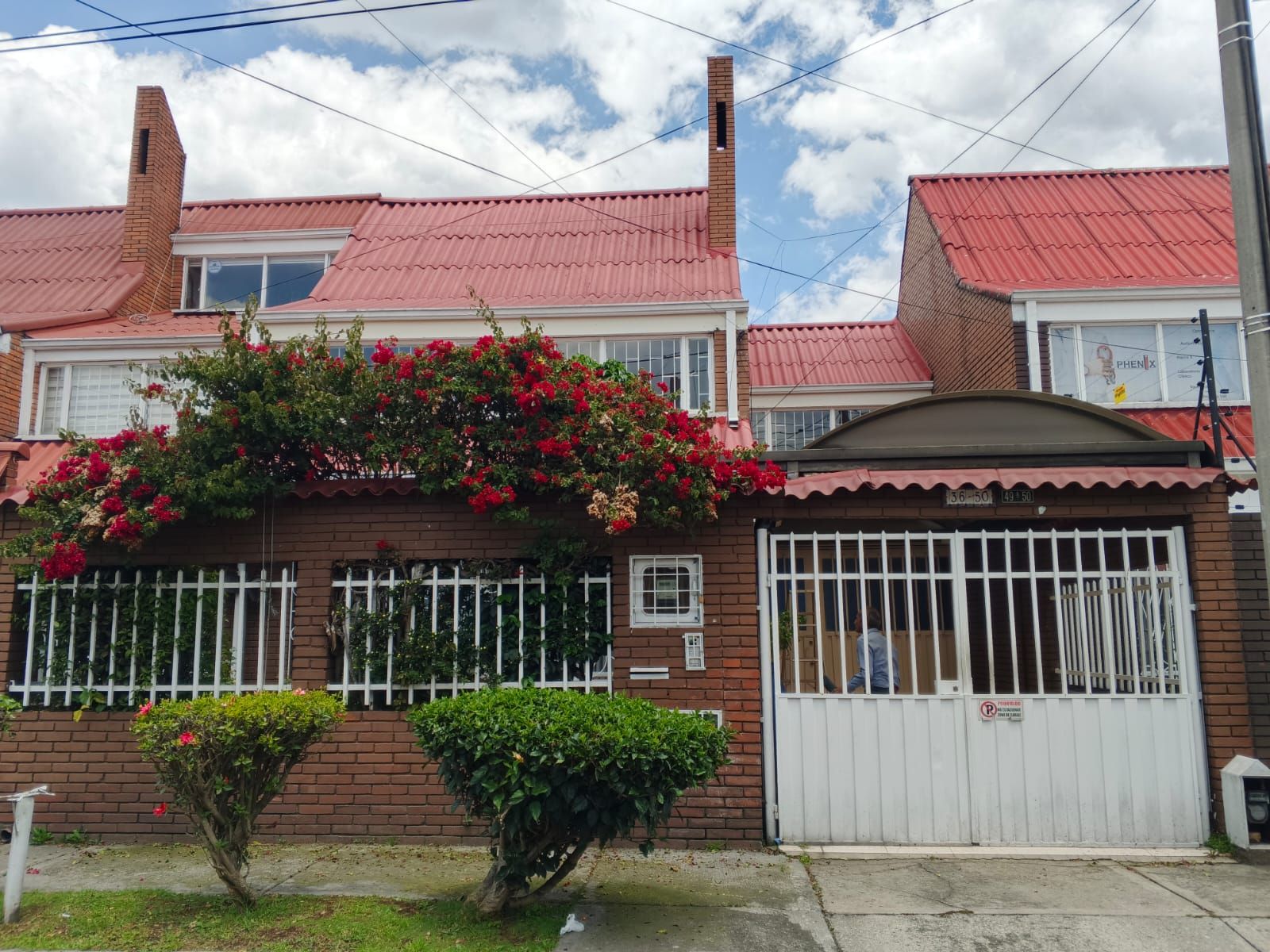 Casa en arriendo Cundinamarca Bogotá La Patria 220 m2 Habitaciones 5 Baños 3 Garajes 2 Precio $5500000