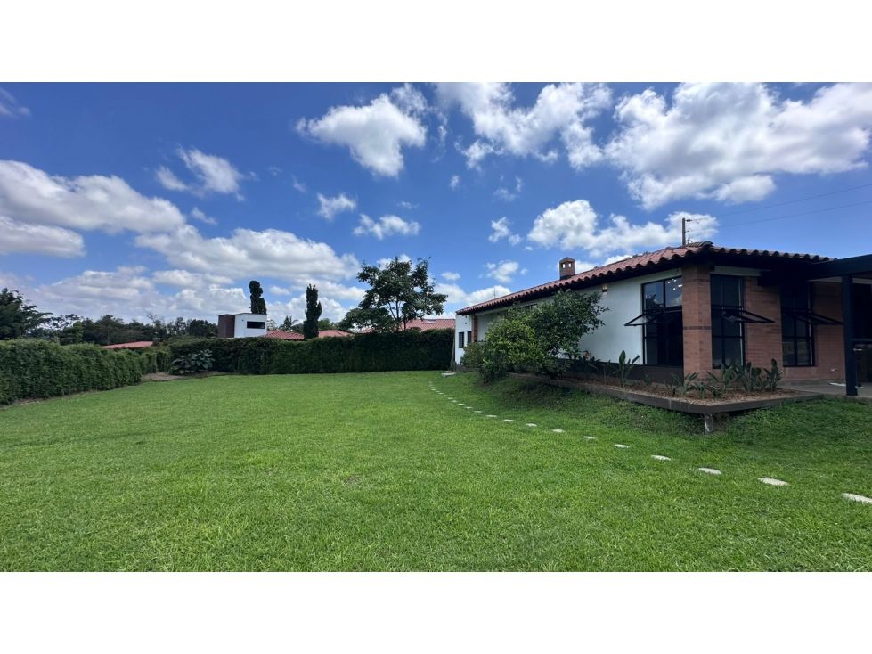 Casa Campestre en arriendo Antioquia Rionegro El Porvenir 180 m2 Habitaciones 3 Baños 3 Garajes 2 Precio $8000000