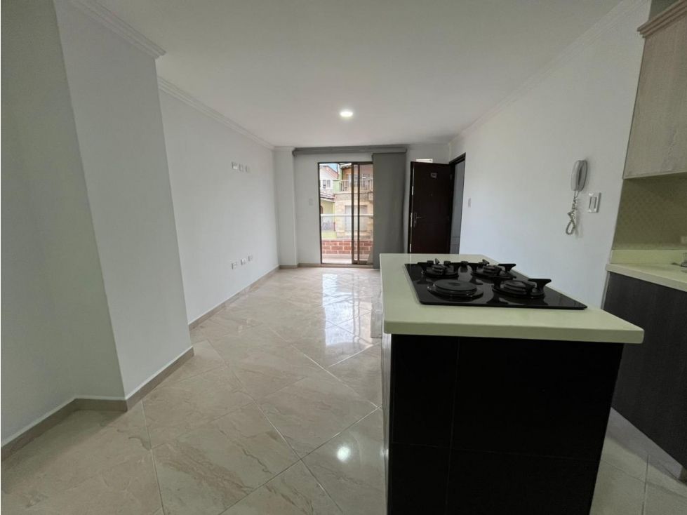 Apartamento en arriendo Antioquia Envigado Milán - Vallejuelos 100 m2 Habitaciones 3 Baños 2 Garajes 1 Precio $3200000