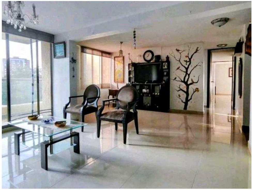 Apartamento en venta Antioquia Medellín Loma De Los Bernal 101 m2 Habitaciones 3 Baños 2 Garajes 1 Precio $850000000
