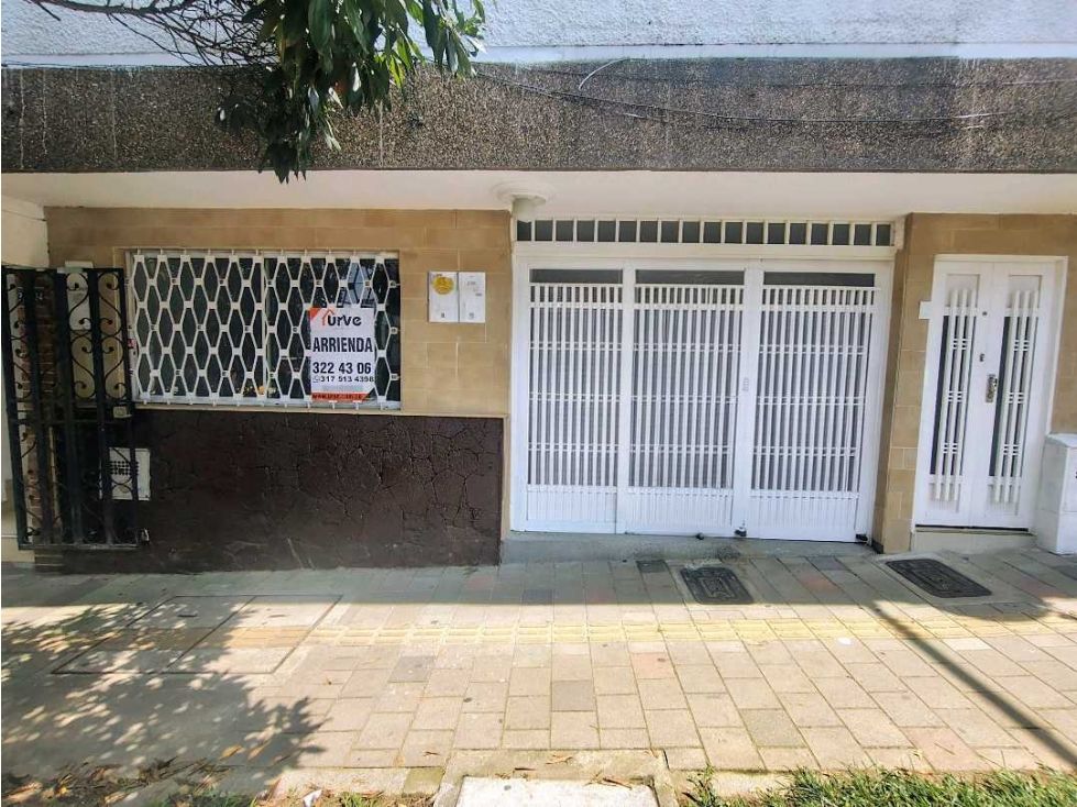 Casa en arriendo Antioquia Envigado Primavera 200 m2 Habitaciones 4 Baños 3 Garajes 0 Precio $5000000