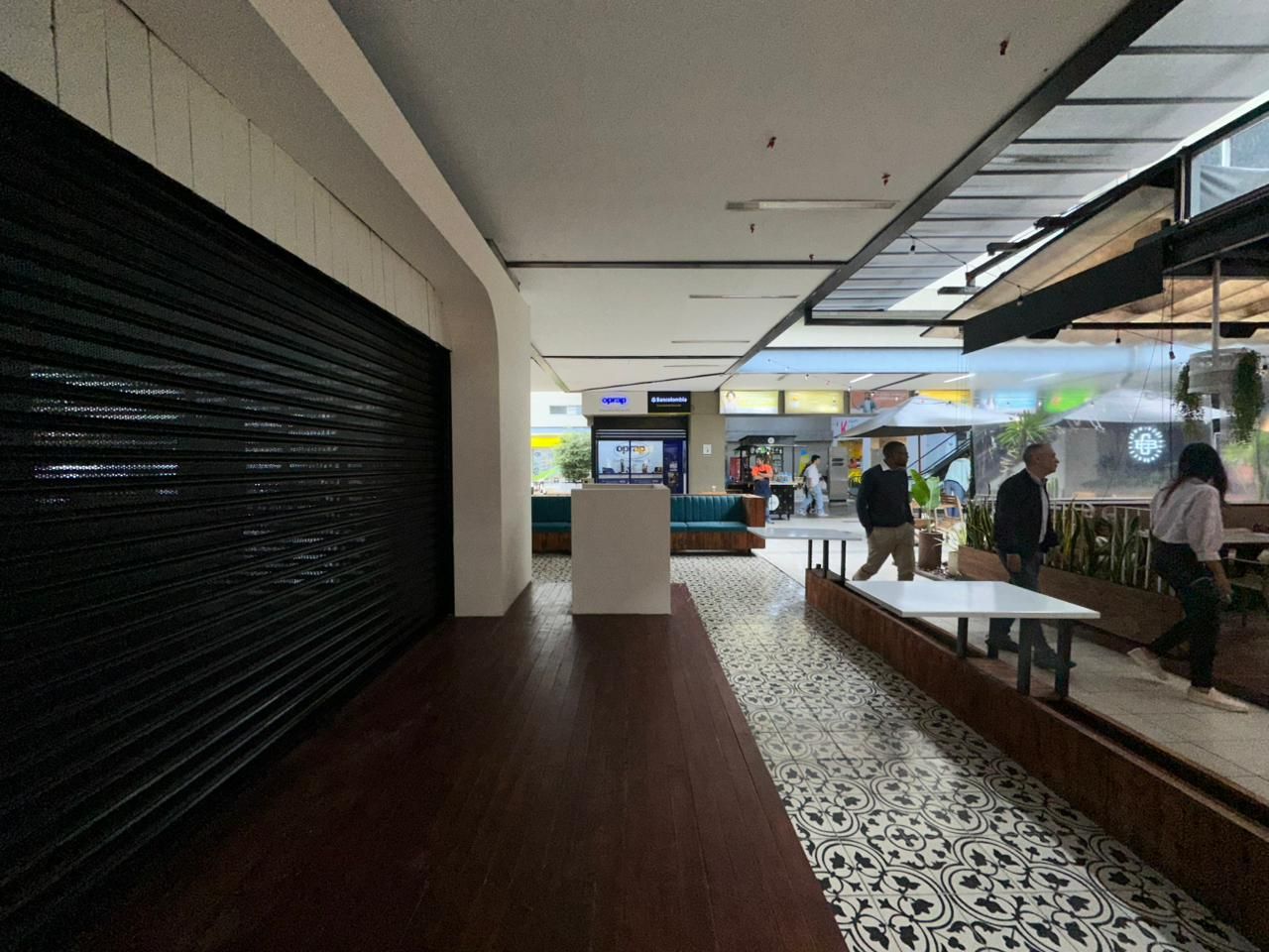 Local en venta Antioquia Medellín Castropol 130 m2 Habitaciones 0 Baños 1 Garajes 0 Precio $1290000000