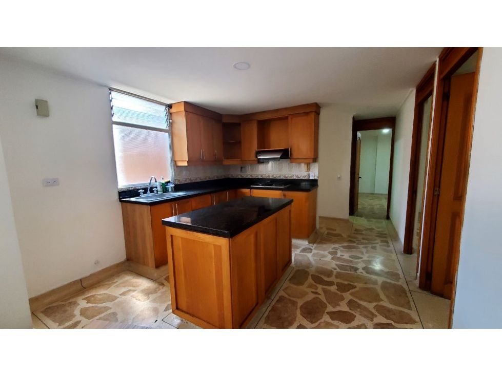 Apartamento en arriendo Antioquia Medellín La Castellana 115 m2 Habitaciones 3 Baños 2 Garajes 1 Precio $4500000