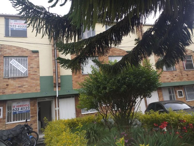 Casa en arriendo Cundinamarca Bogotá Cr El Portal Del Mortiño 106 m2 Habitaciones 4 Baños 2 Garajes 0 Precio $1884500