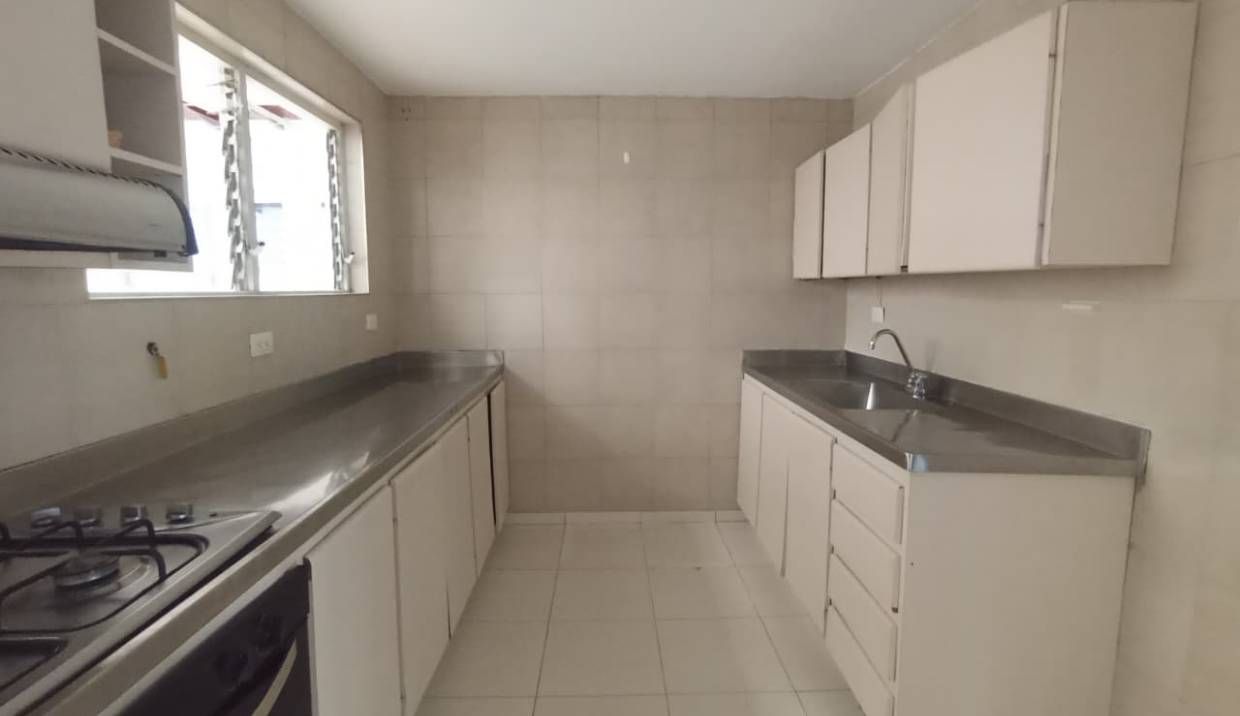 Casa en arriendo Antioquia Medellín Corazon De Jesus 300 m2 Habitaciones 4 Baños 4 Garajes 0 Precio $6500000