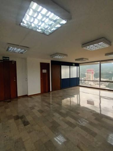 Oficina en arriendo Risaralda Pereira Sector Lago Uribe 59 m2 Habitaciones 0 Baños 1 Garajes 1 Precio $3928000
