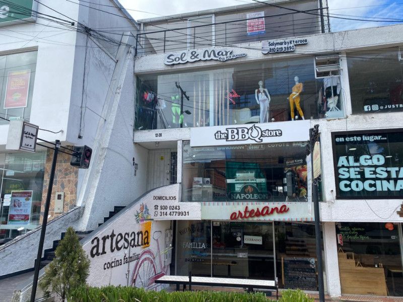 Edificio en venta Cundinamarca Bogotá Santa Barbara Central 600 m2 Habitaciones 8 Baños 9 Garajes 0 Precio $3300000000