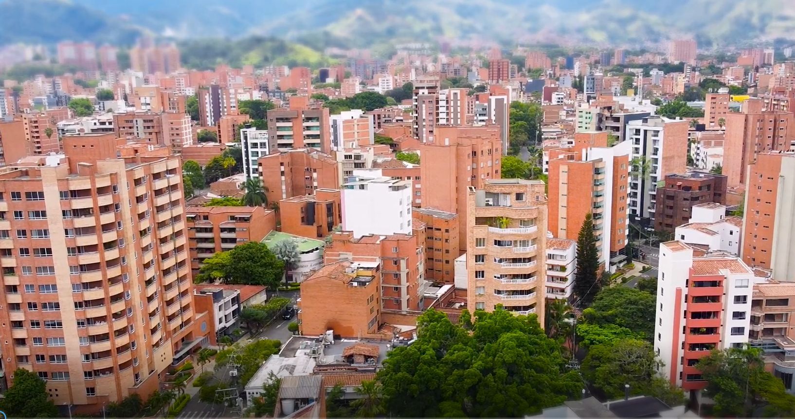 Casa en venta Antioquia Medellín Bolivariana 323 m2 Habitaciones 5 Baños 5 Garajes 0 Precio $3900000000