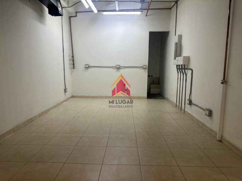 Local en arriendo Antioquia Envigado Primavera 25 m2 Habitaciones 0 Baños 1 Garajes 0 Precio $3096000
