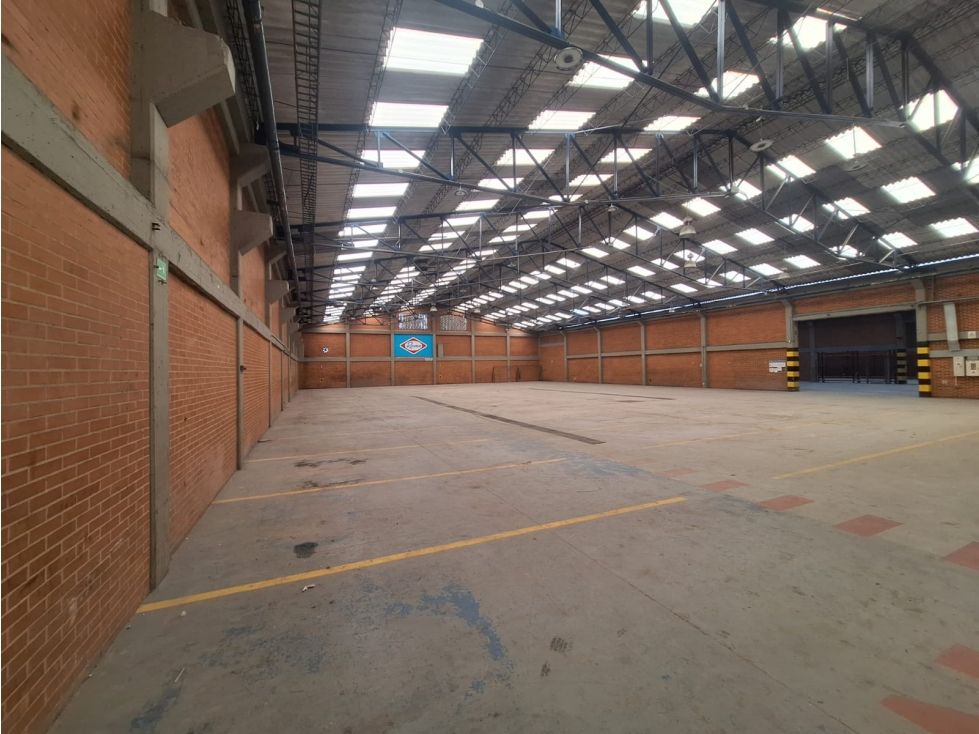 Bodega en arriendo Cundinamarca Bogotá Granjas De Techo 1633 m2 Habitaciones 0 Baños 8 Garajes 0 Precio $47000000