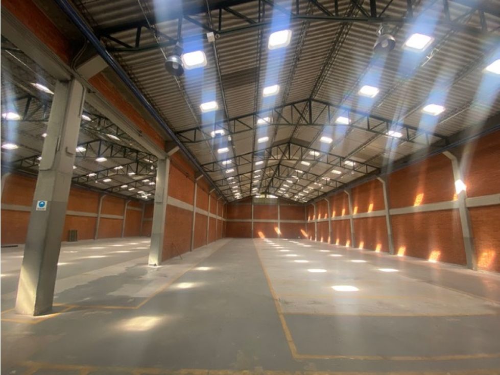 Bodega en arriendo Cundinamarca Bogotá Granjas De Techo 2089 m2 Habitaciones 0 Baños 8 Garajes 5 Precio $55000000