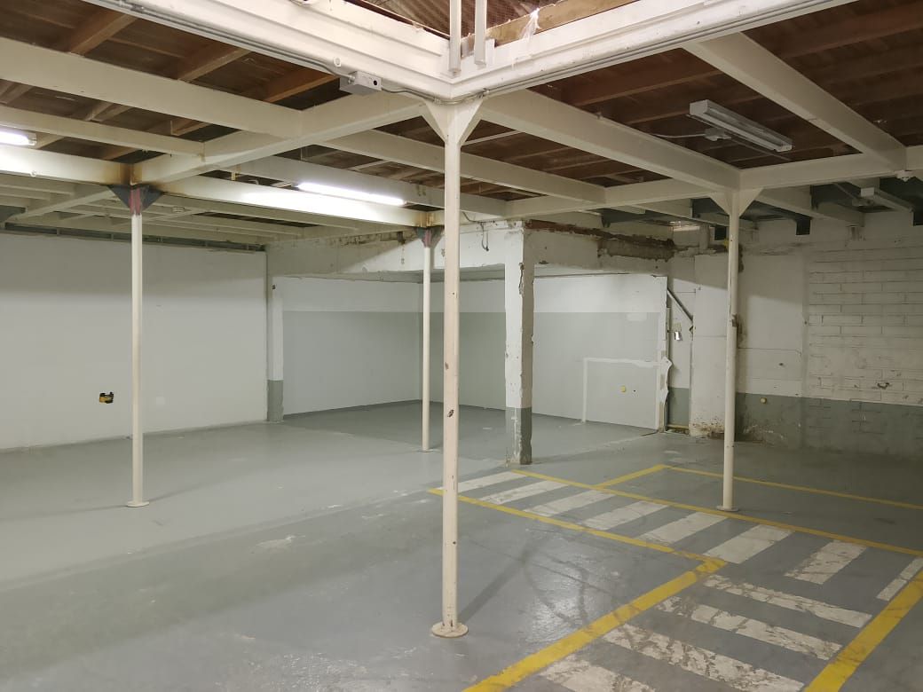 Bodega en arriendo Antioquia Medellín Villa Carlota 230 m2 Habitaciones 0 Baños 4 Garajes 2 Precio $15500000