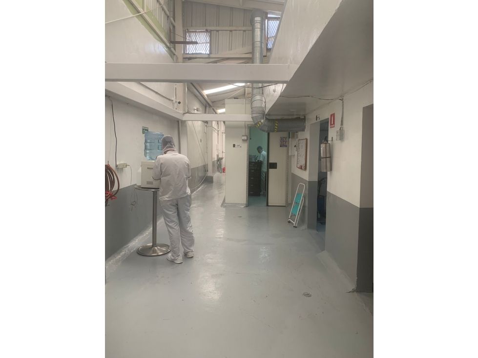 Bodega en venta Antioquia Itagüí San Fernando 180 m2 Habitaciones 0 Baños 2 Garajes 1 Precio $1500000000