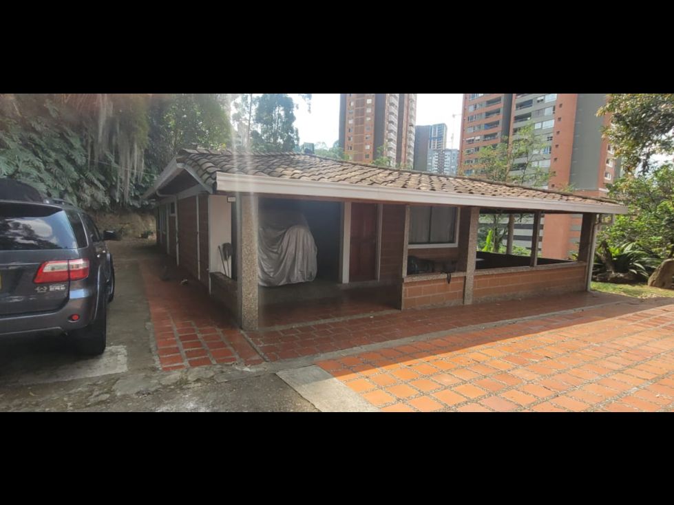 Finca en venta Antioquia Envigado Trianon 500 m2 Habitaciones 3 Baños 2 Garajes 8 Precio $4498000000
