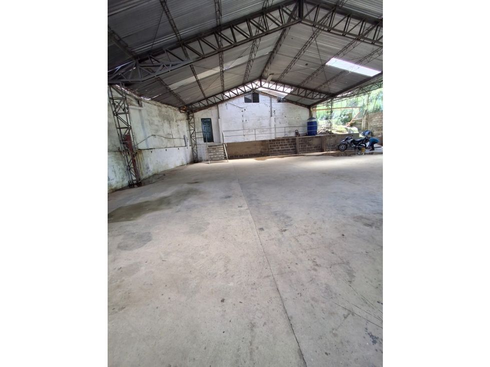 Bodega en venta Antioquia Caldas Caldas 300 m2 Habitaciones 0 Baños 1 Garajes 0 Precio $1550000000