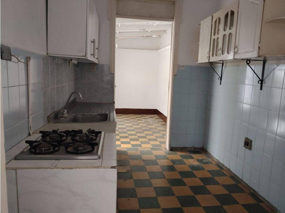 Casa en arriendo Antioquia Medellín Manrique Central No1 140 m2 Habitaciones 6 Baños 2 Garajes 0 Precio $2800000