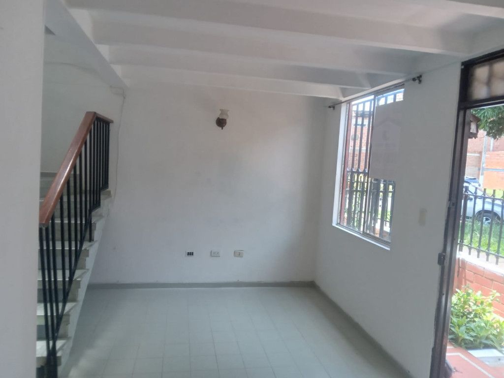 Casa en arriendo Valle Del Cauca Jamundí Ub Fenix 135 m2 Habitaciones 3 Baños 3 Garajes 0 Precio $850000