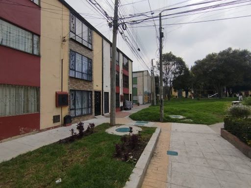 Casa en venta Cundinamarca Bogotá Villas De Granada Et I 109 m2 Habitaciones 4 Baños 3 Garajes 0 Precio $380000000