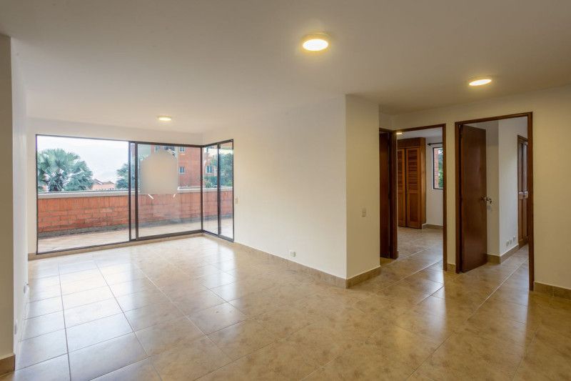 Apartamento en arriendo Antioquia Medellín El Diamante No2 136 m2 Habitaciones 3 Baños 2 Garajes 2 Precio $5600000