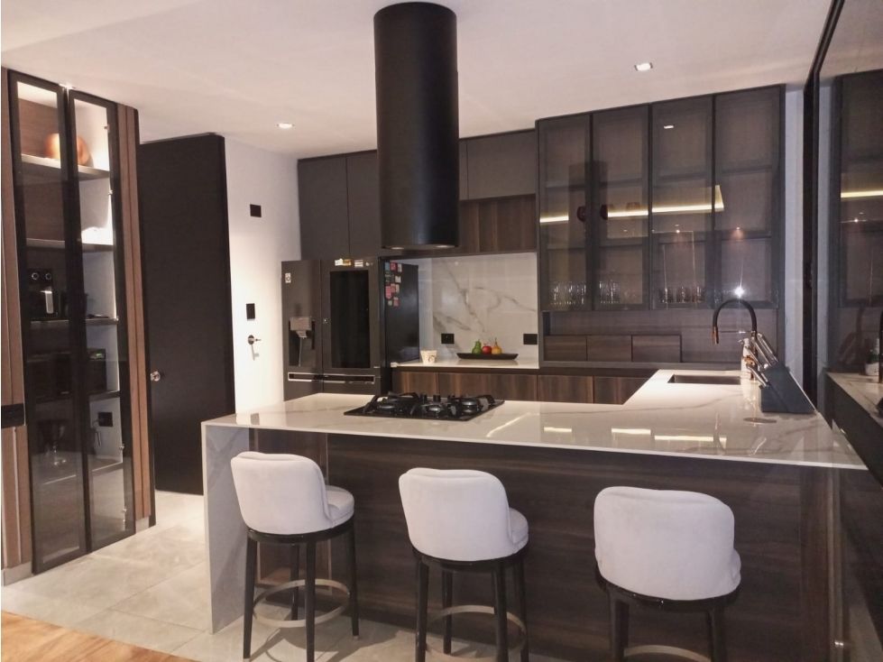 Apartamento en venta Antioquia Medellín San Lucas 270 m2 Habitaciones 4 Baños 5 Garajes 2 Precio $4300000000