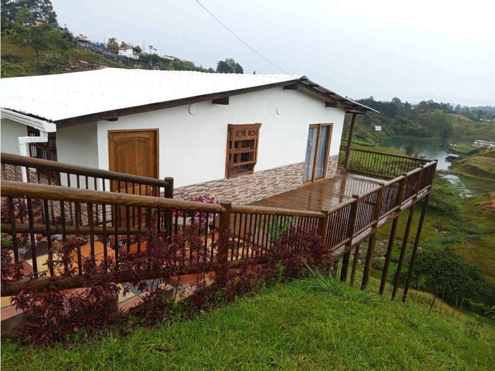 Finca en venta Antioquia Guatape Guatape 100 m2 Habitaciones 2 Baños 2 Garajes 8 Precio $550000000