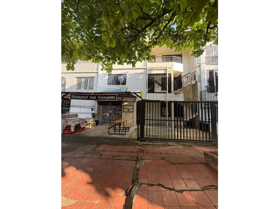 Casa en arriendo Valle Del Cauca Cali San Pedro 180 m2 Habitaciones 4 Baños 2 Garajes 0 Precio $2800000