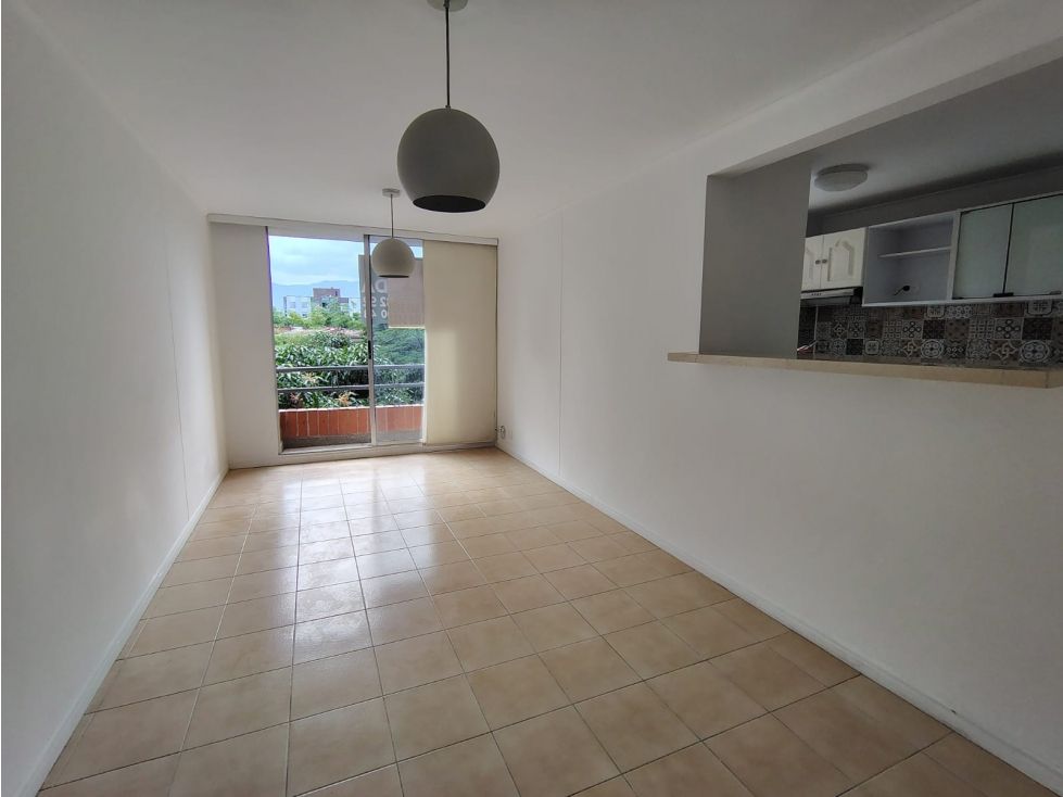Apartamento en arriendo Antioquia Medellín Granada 68 m2 Habitaciones 3 Baños 2 Garajes 1 Precio $3400000