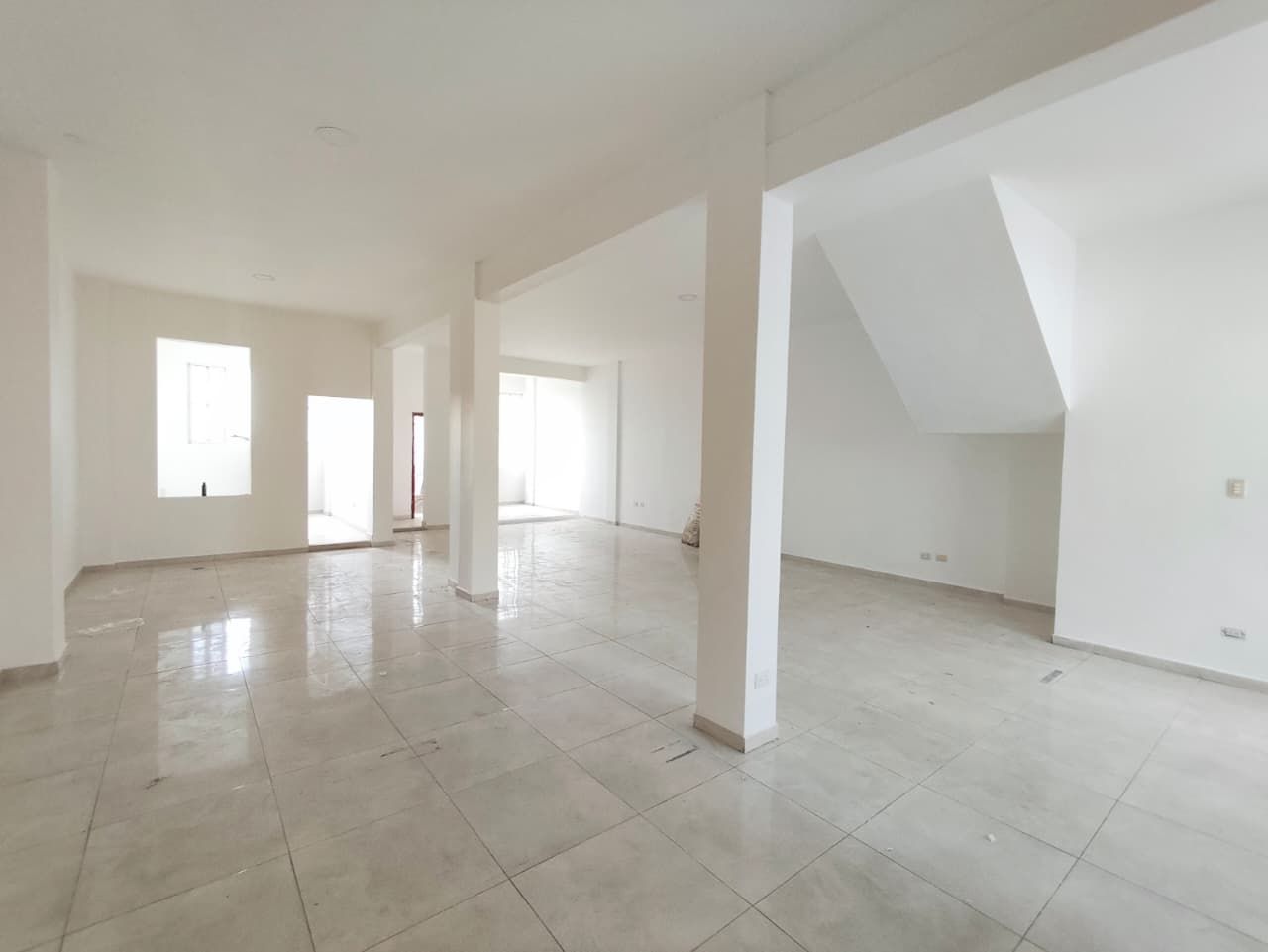 Local en arriendo Risaralda Pereira Olaya Herrera 125 m2 Habitaciones 0 Baños 1 Garajes 0 Precio $4600000