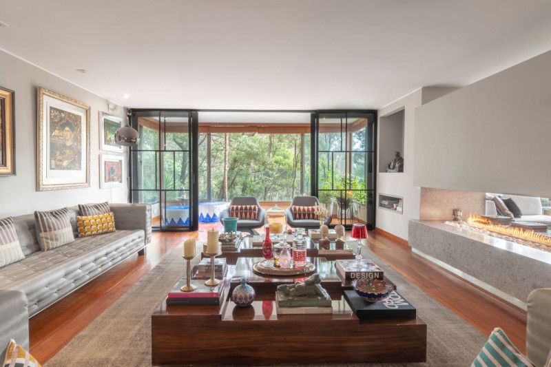 Apartamento en arriendo Cundinamarca Bogotá El Refugio 330 m2 Habitaciones 3 Baños 4 Garajes 2 Precio $28000000