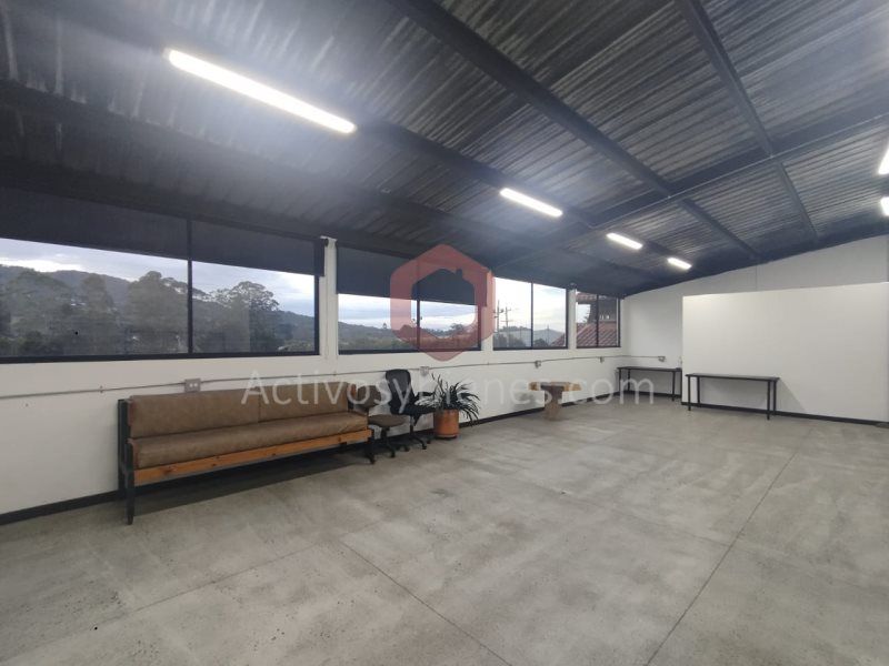 Oficina en arriendo Antioquia La Ceja La Ceja 66 m2 Habitaciones 0 Baños 3 Garajes 0 Precio $5200000