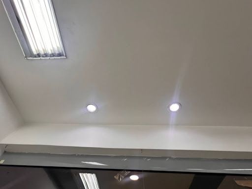 Local en arriendo Antioquia Medellín Sevilla 13 m2 Habitaciones 0 Baños 0 Garajes 0 Precio $2500000