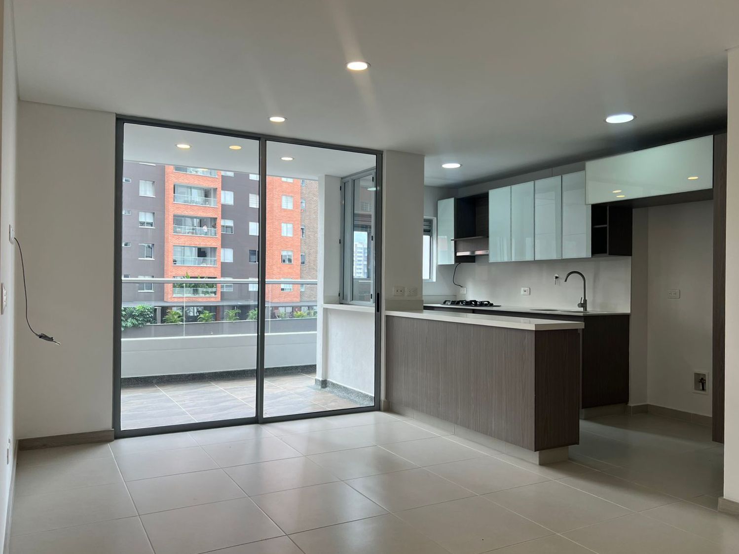 Apartamento en arriendo Antioquia Envigado El Chocho 98 m2 Habitaciones 2 Baños 2 Garajes 2 Precio $4950000