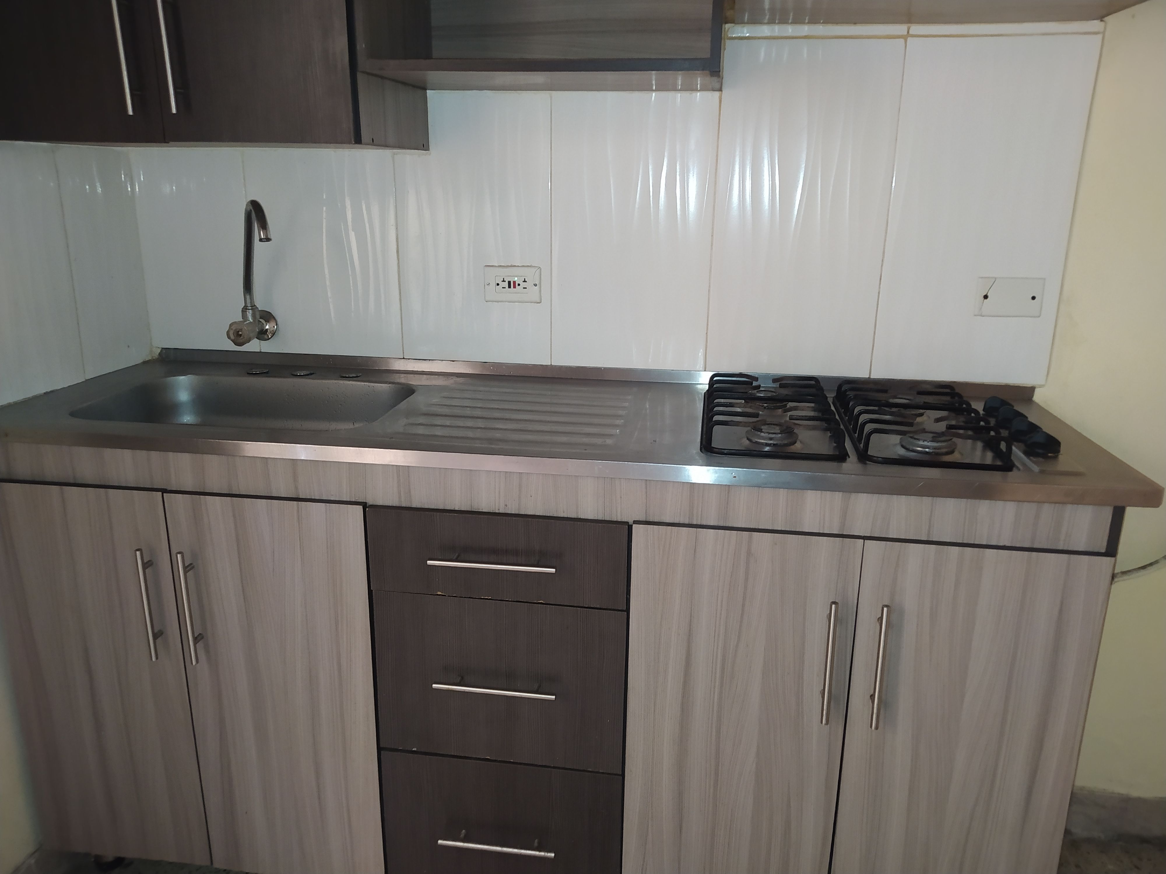 Apartamento en arriendo Antioquia Medellín El Pomar 40 m2 Habitaciones 2 Baños 1 Garajes 0 Precio $950000