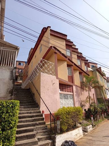 Apartamento en arriendo Santander Floridablanca Molinos Altos 93 m2 Habitaciones 3 Baños 1 Garajes 1 Precio $1000000