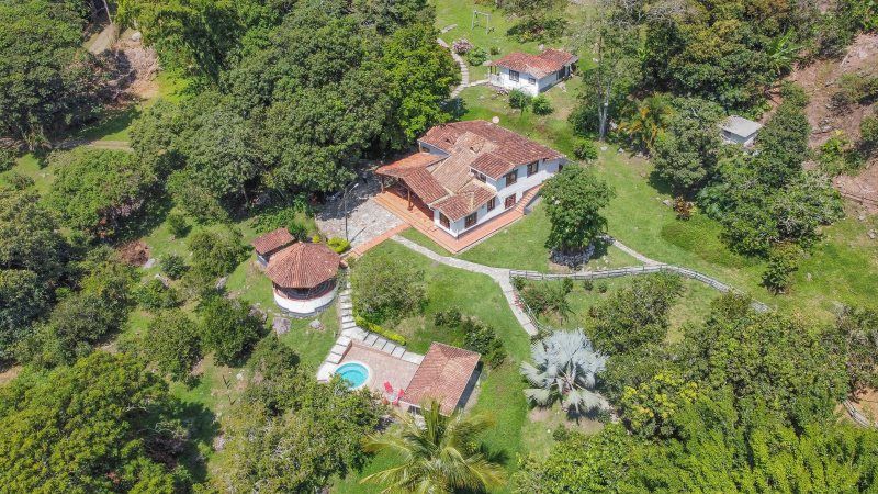 Finca en venta Antioquia Barbosa Barbosa 16787 m2 Habitaciones 5 Baños 2 Garajes 0 Precio $1380000000