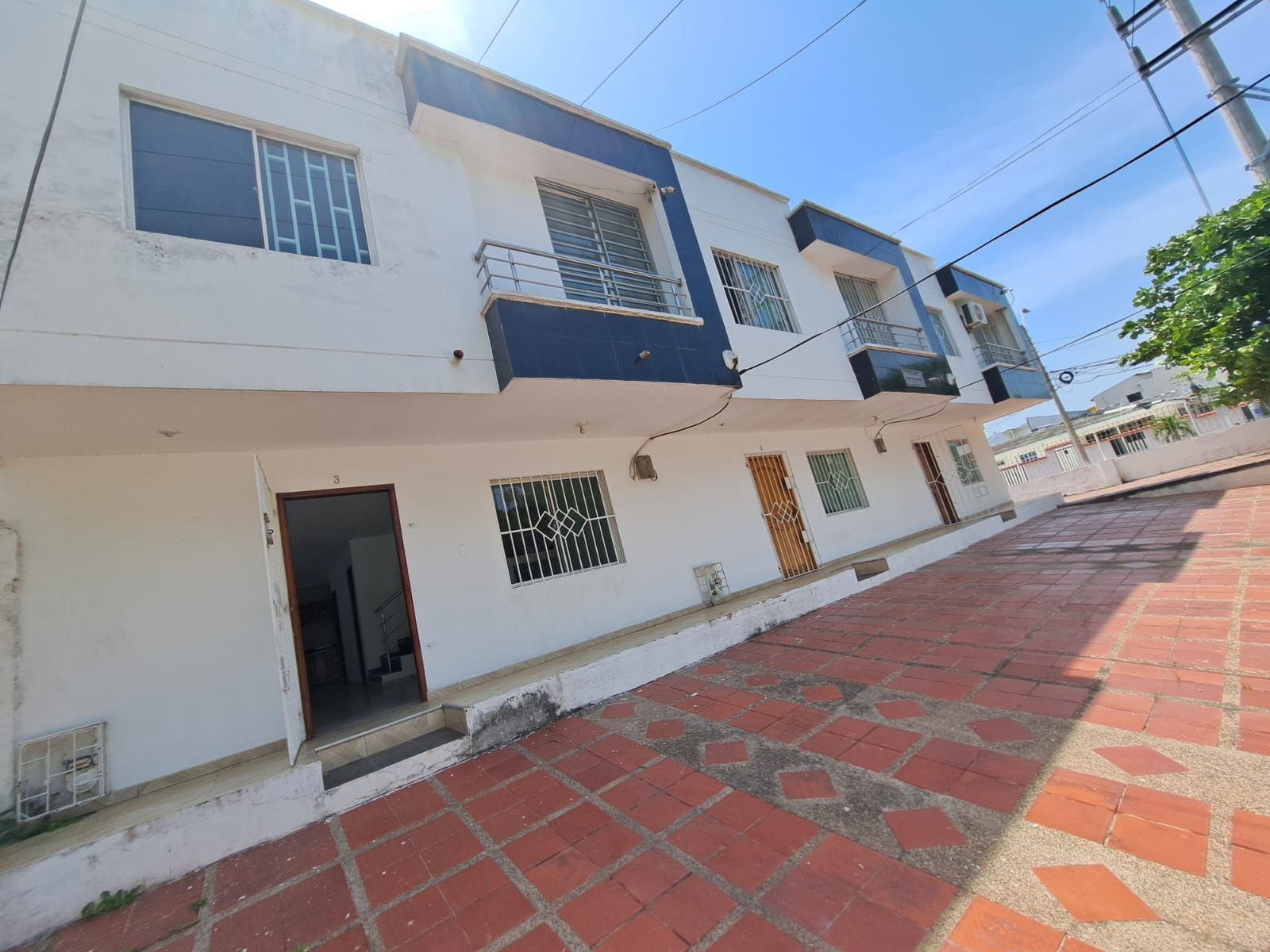 Casa en arriendo Atlántico Barranquilla Ciudad Jardin 120 m2 Habitaciones 4 Baños 4 Garajes 2 Precio $1800000