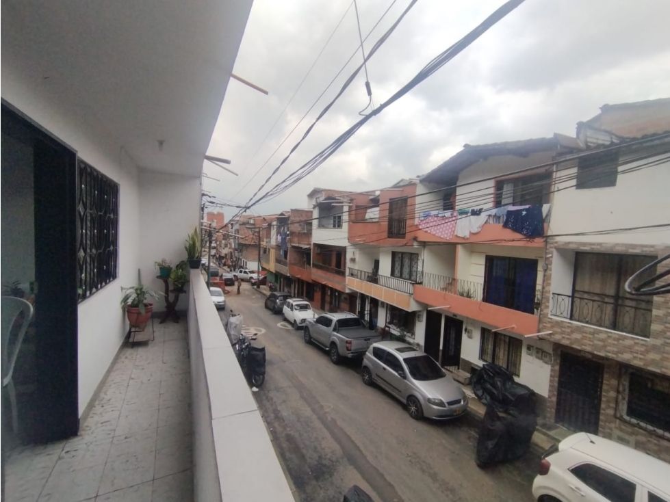 Apartaestudio en venta Antioquia Itagüí Itagüí 72 m2 Habitaciones 0 Baños 1 Garajes 0 Precio $230000000