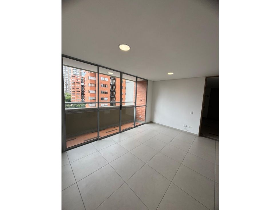 Apartamento en venta Antioquia Itagüí Santa Catalina 67 m2 Habitaciones 3 Baños 2 Garajes 1 Precio $490000000