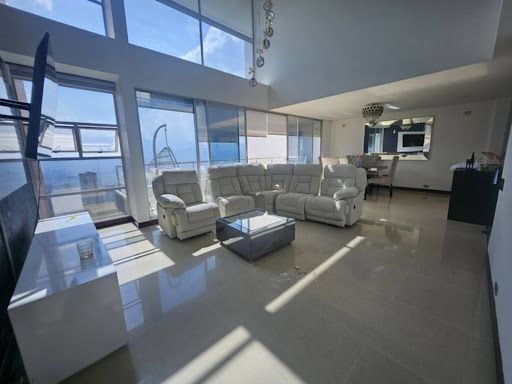 Apartamento en arriendo Antioquia Medellín Los Cerros - El Vergel 190 m2 Habitaciones 3 Baños 4 Garajes 2 Precio $12500000