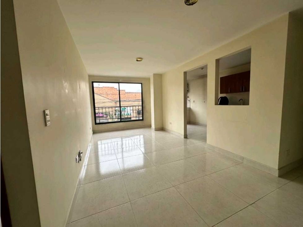 Apartamento en arriendo Antioquia Envigado Zona Centro 70 m2 Habitaciones 2 Baños 2 Garajes 0 Precio $2300000